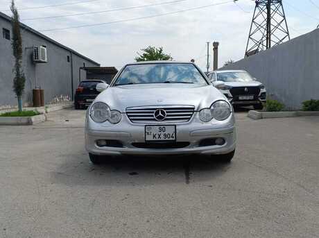 Mercedes C 230