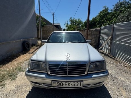 Mercedes C 220
