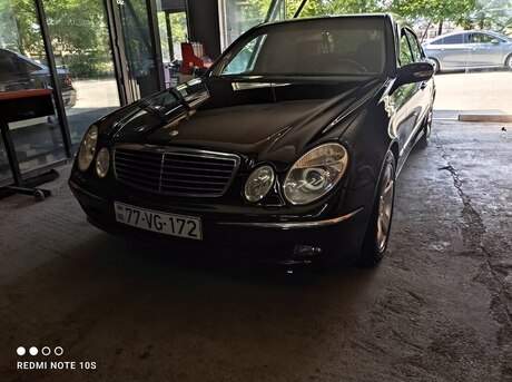 Mercedes E 320