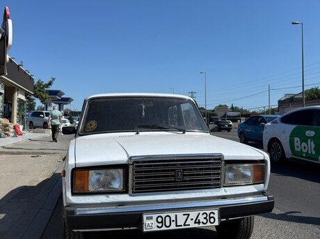 LADA (VAZ) 2107