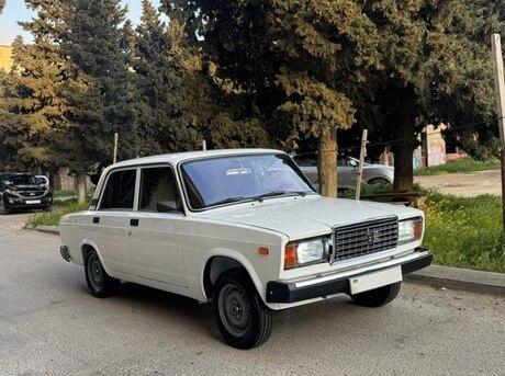 LADA (VAZ) 2107