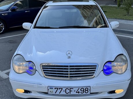 Mercedes C 240