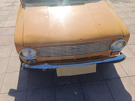 LADA (VAZ) 2102