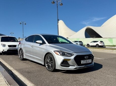Hyundai Elantra