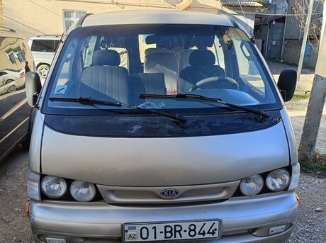 Kia Pregio
