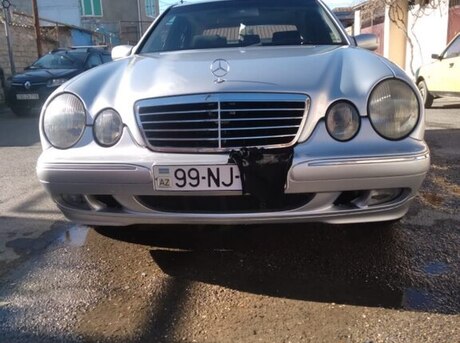 Mercedes E 270