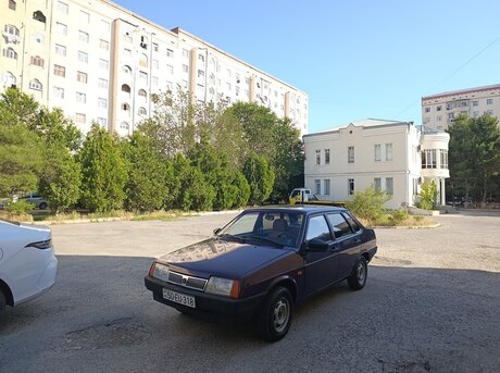 LADA (VAZ) 21099