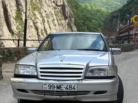 Mercedes C 280
