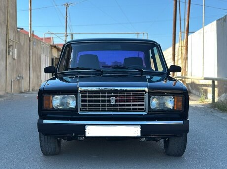 LADA (VAZ) 2107