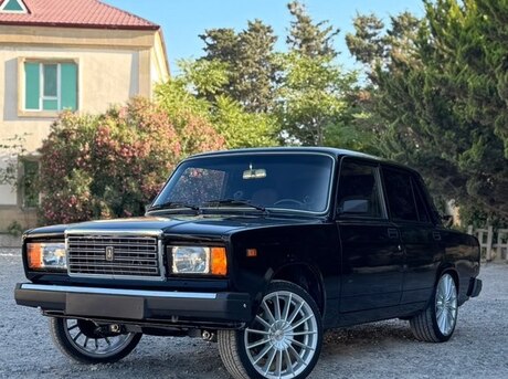 LADA (VAZ) 2107