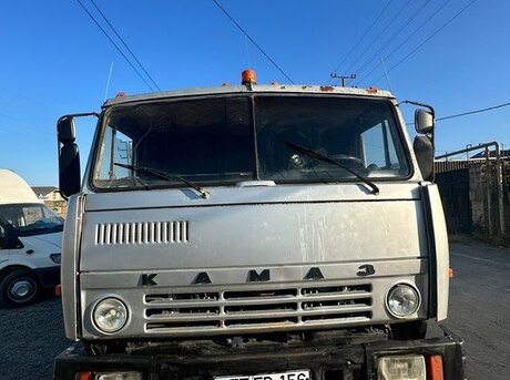KamAz 53212