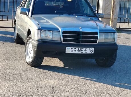 Mercedes 190