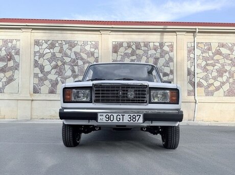 LADA (VAZ) 2107