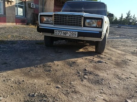 LADA (VAZ) 2107