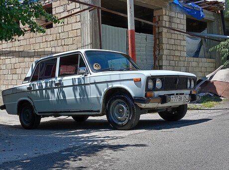 LADA (VAZ) 2103