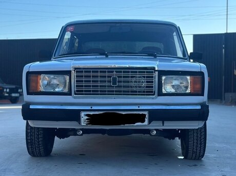 LADA (VAZ) 2107
