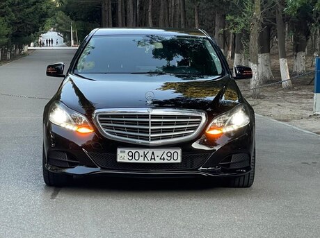 Mercedes E 220