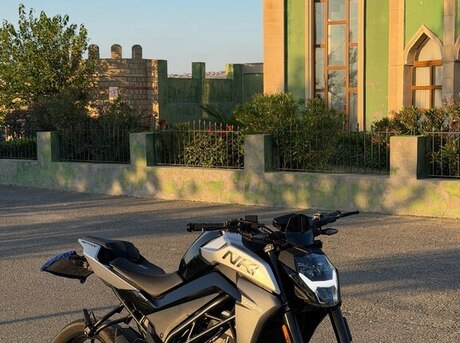 CFMOTO 250 NK