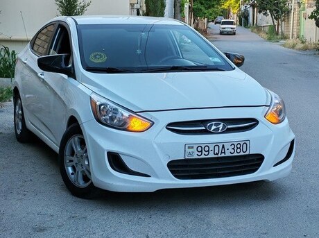 Hyundai Accent