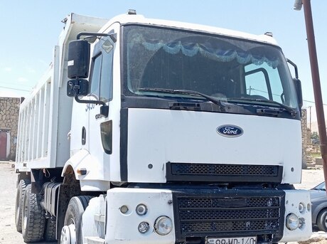 Ford Cargo