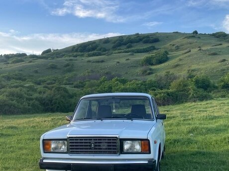 LADA (VAZ) 2107