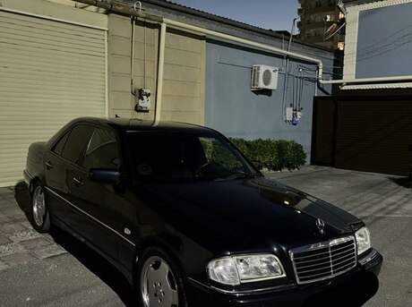 Mercedes C 220