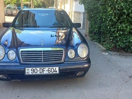 Mercedes E 280