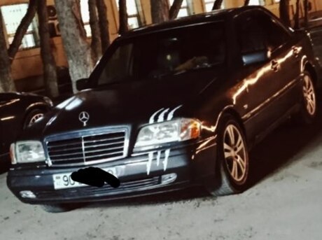 Mercedes C 180