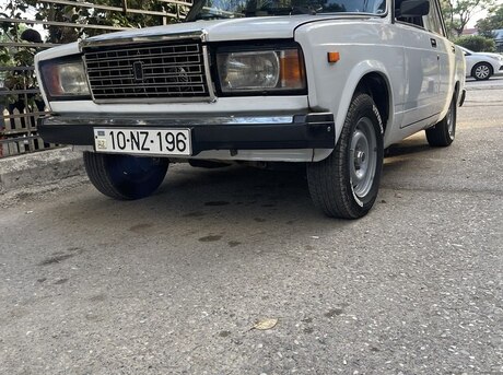 LADA (VAZ) 2107
