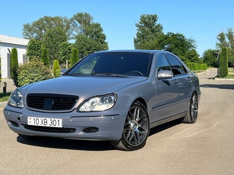 Mercedes S 320
