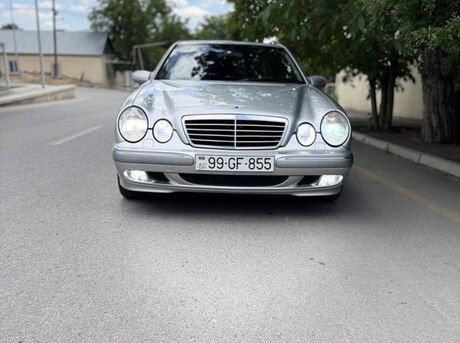 Mercedes E 270