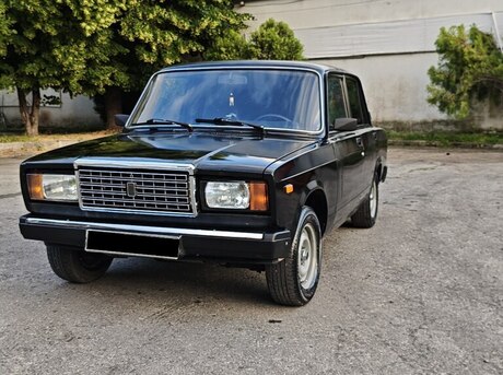LADA (VAZ) 2107