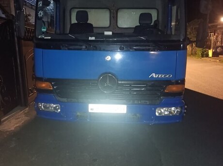 Mercedes Atego 817