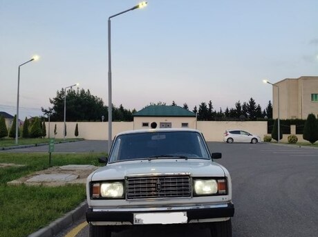 LADA (VAZ) 2107