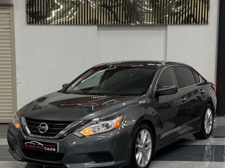 Nissan Altima