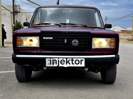 LADA (VAZ) 2107