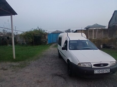 Ford Courier