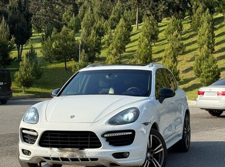 Porsche Cayenne GTS