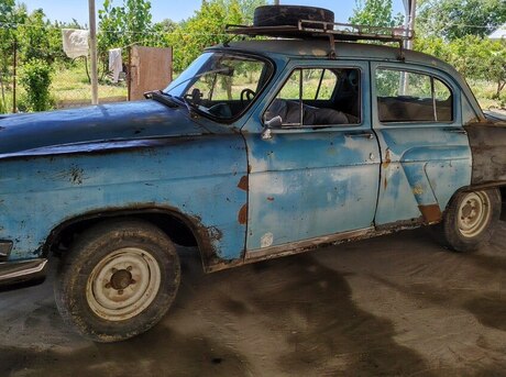 GAZ M-21