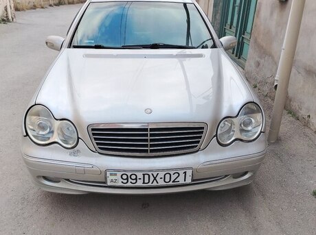 Mercedes C 220