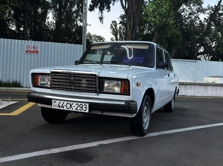 LADA (VAZ) 2107