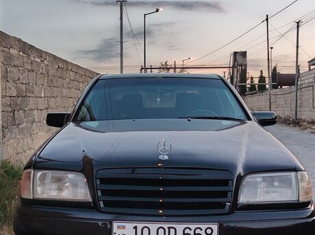 Mercedes C 220