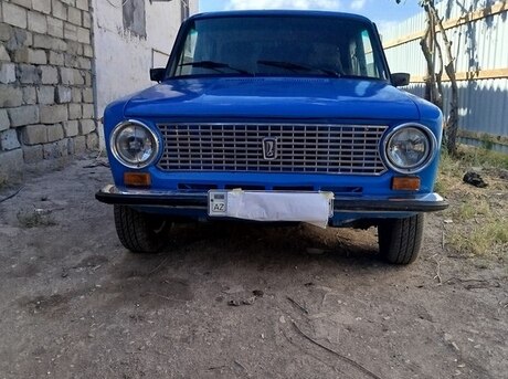 LADA (VAZ) 21011