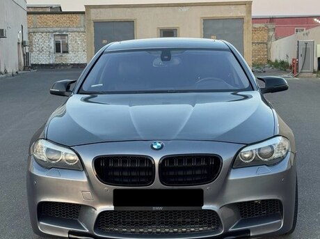 BMW 528