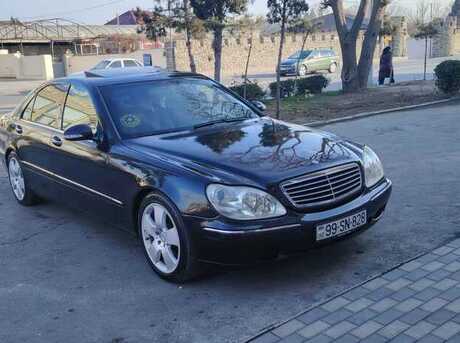 Mercedes S 320