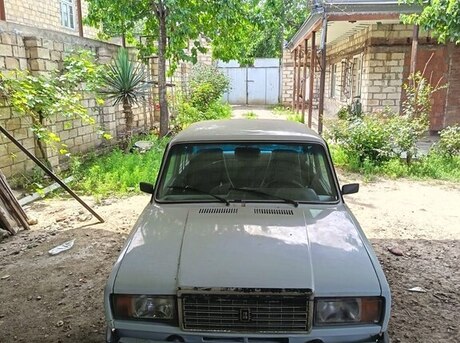 LADA (VAZ) 2107