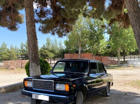 LADA (VAZ) 2107