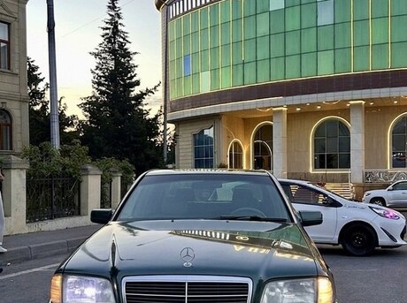 Mercedes C 220