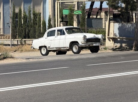 GAZ 21 "Volga"