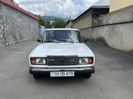 LADA (VAZ) 2107